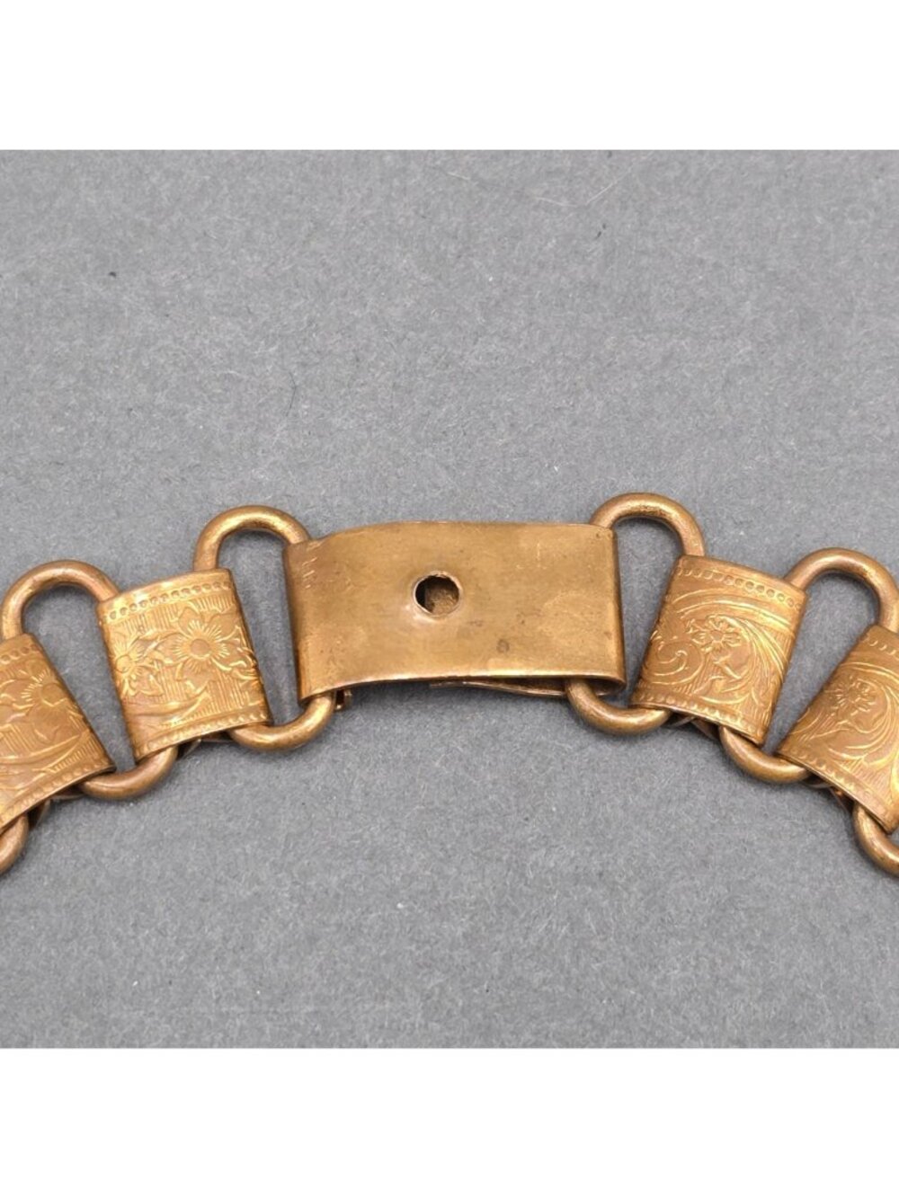 Antique Victorian Book Chain Necklace 24" Gold Tone 15.6mm Embossed Floral Panel - Picture 8 of 16